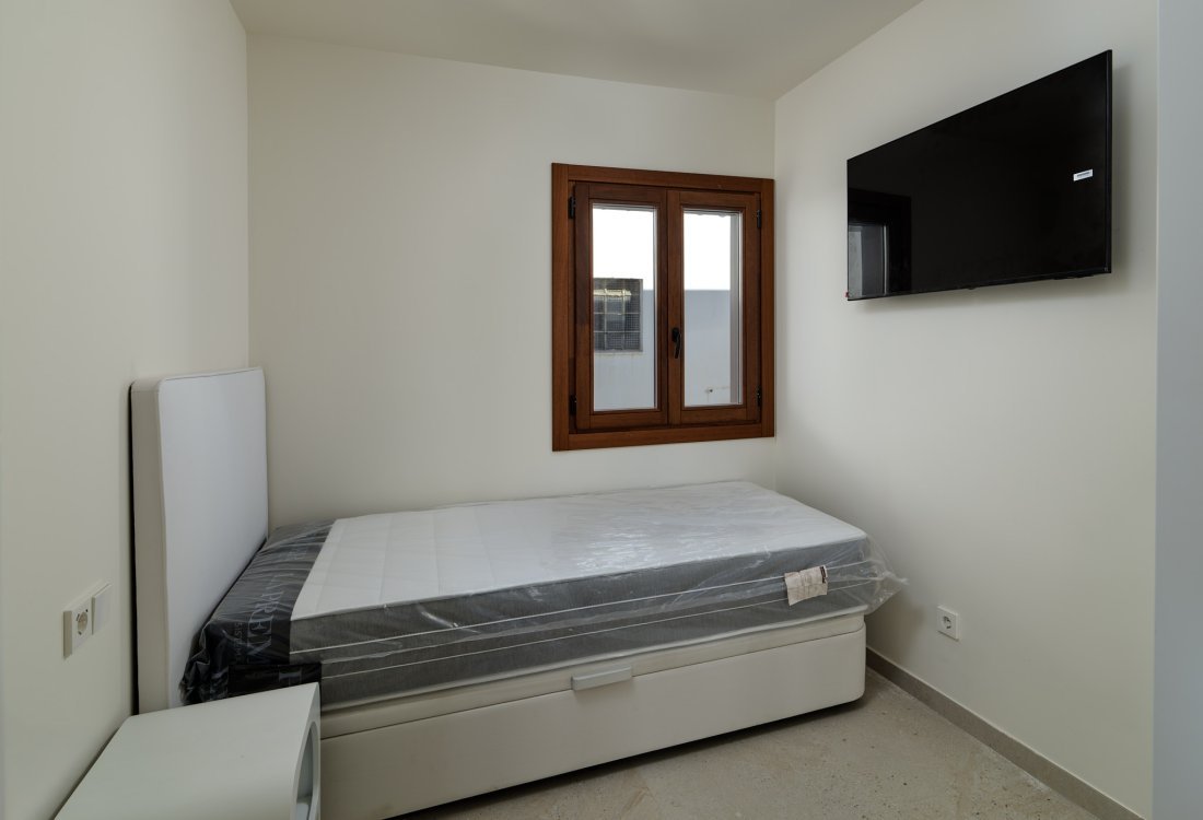 Newly renovated apartment in the Marina of Ibiza - 7