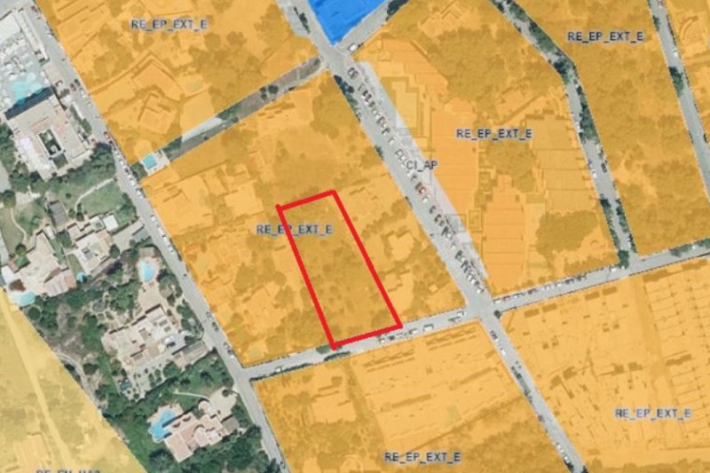 Terreno con proyecto y licencia para 12 viviendas exclusivas - 5