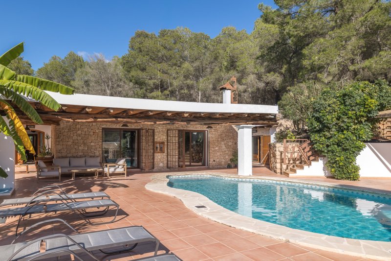 Country house with guesthouse close to Ibiza town - 1