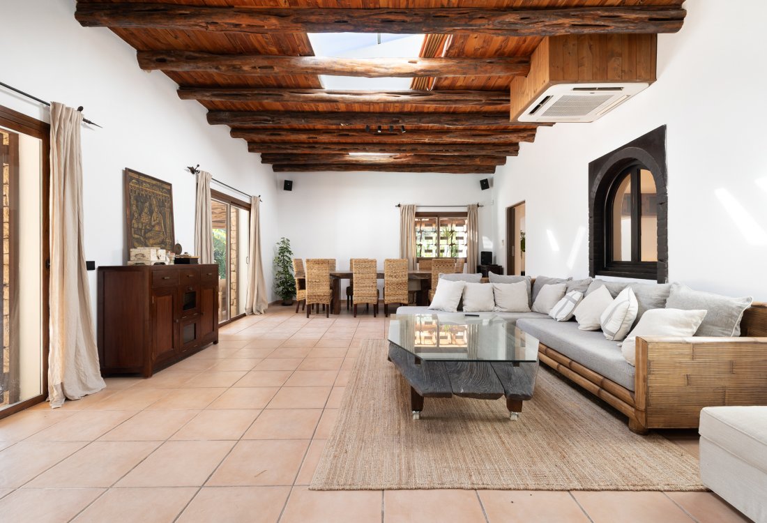 Country house with guesthouse close to Ibiza town - 2