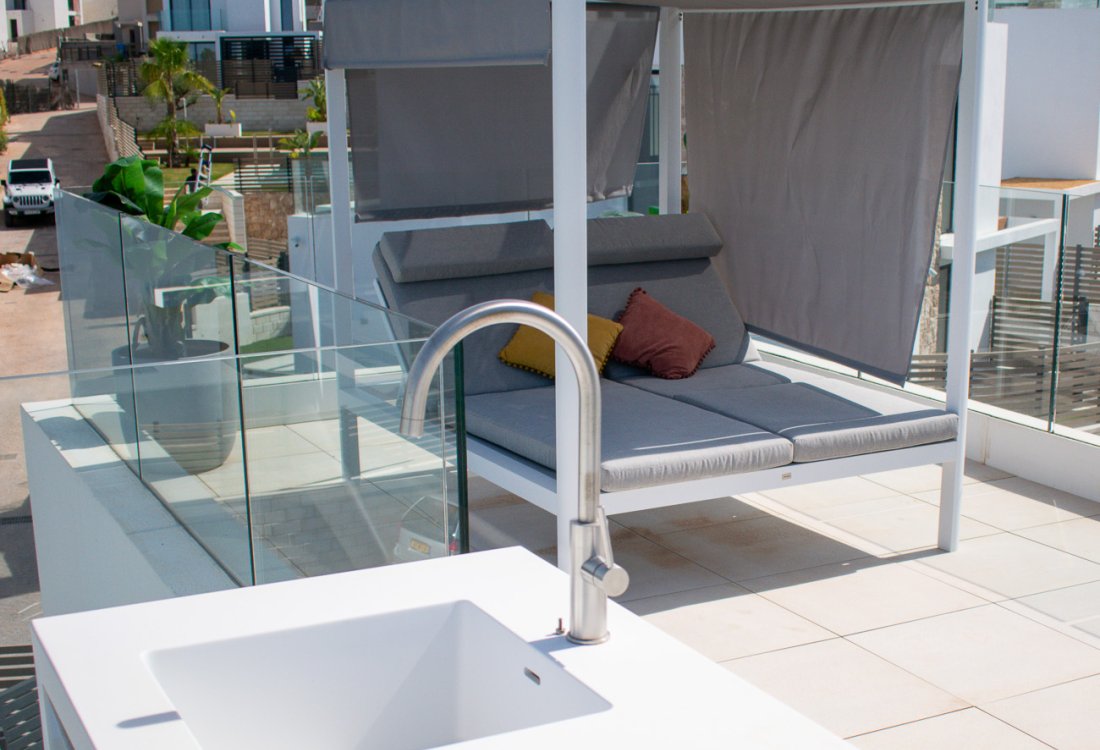 Elegant newly built villa near the beach - 13