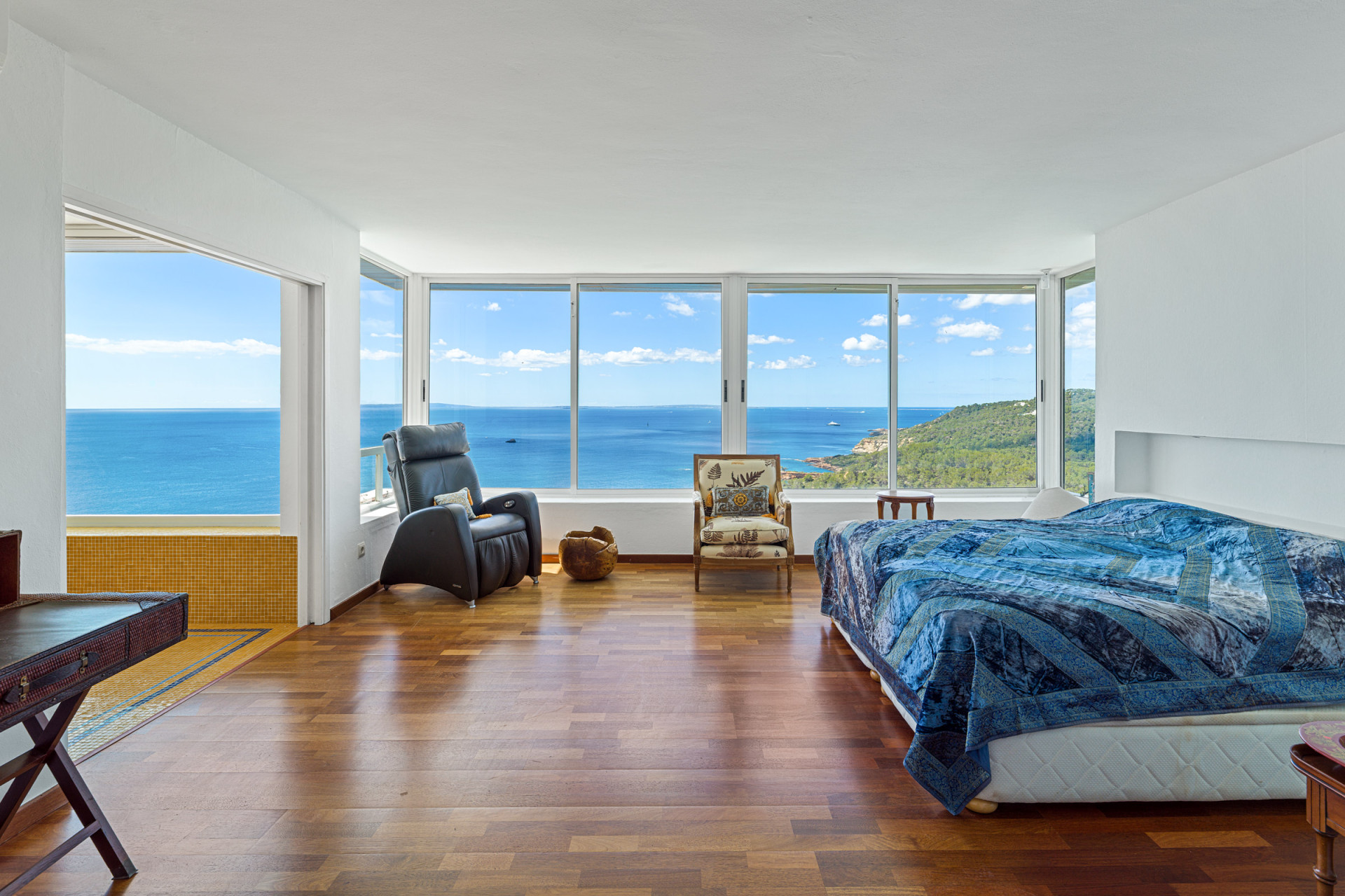 Spectacular mediterranean villa with panoramic sea views - 11
