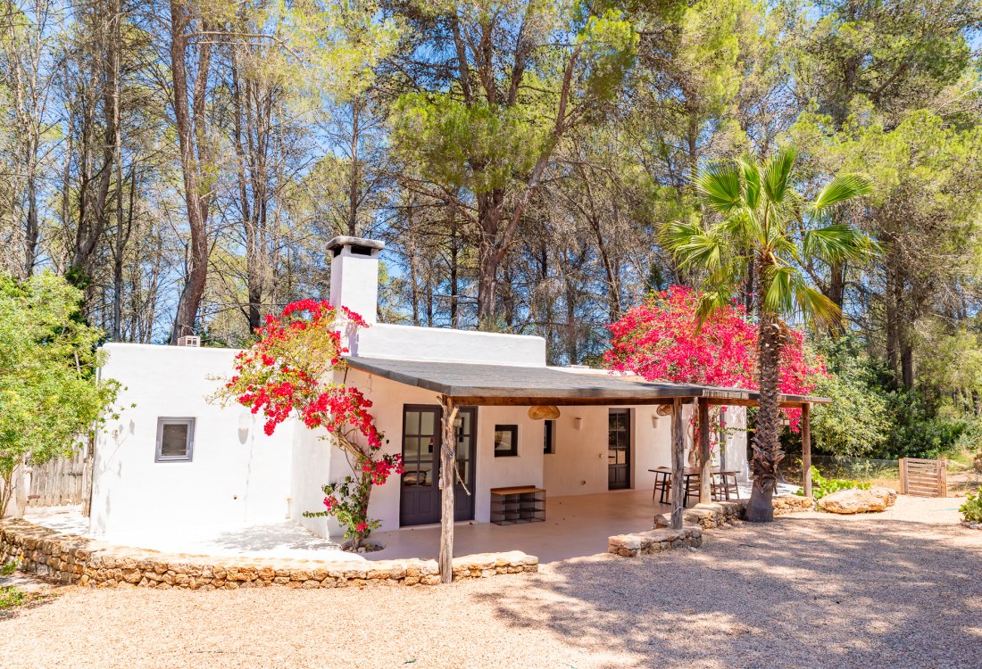 A Private Luxury Retreat in Northern Ibiza - 17