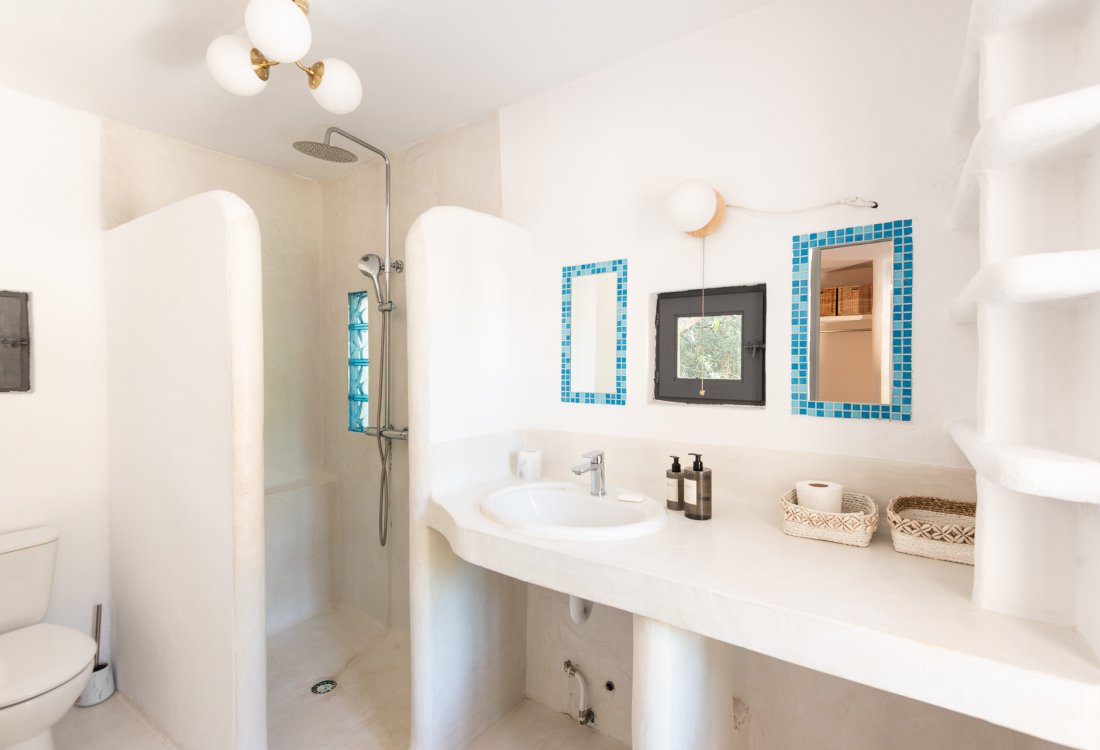 A Private Luxury Retreat in Northern Ibiza - 19