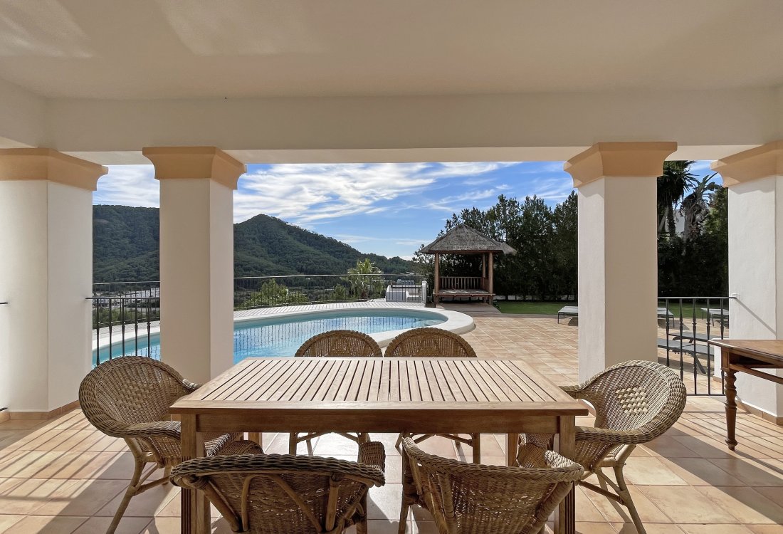 Exclusive Coastal Villa in Cala Llonga - 8