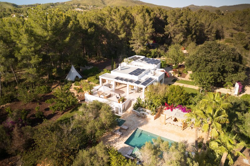 A Private Luxury Retreat in Northern Ibiza - 1
