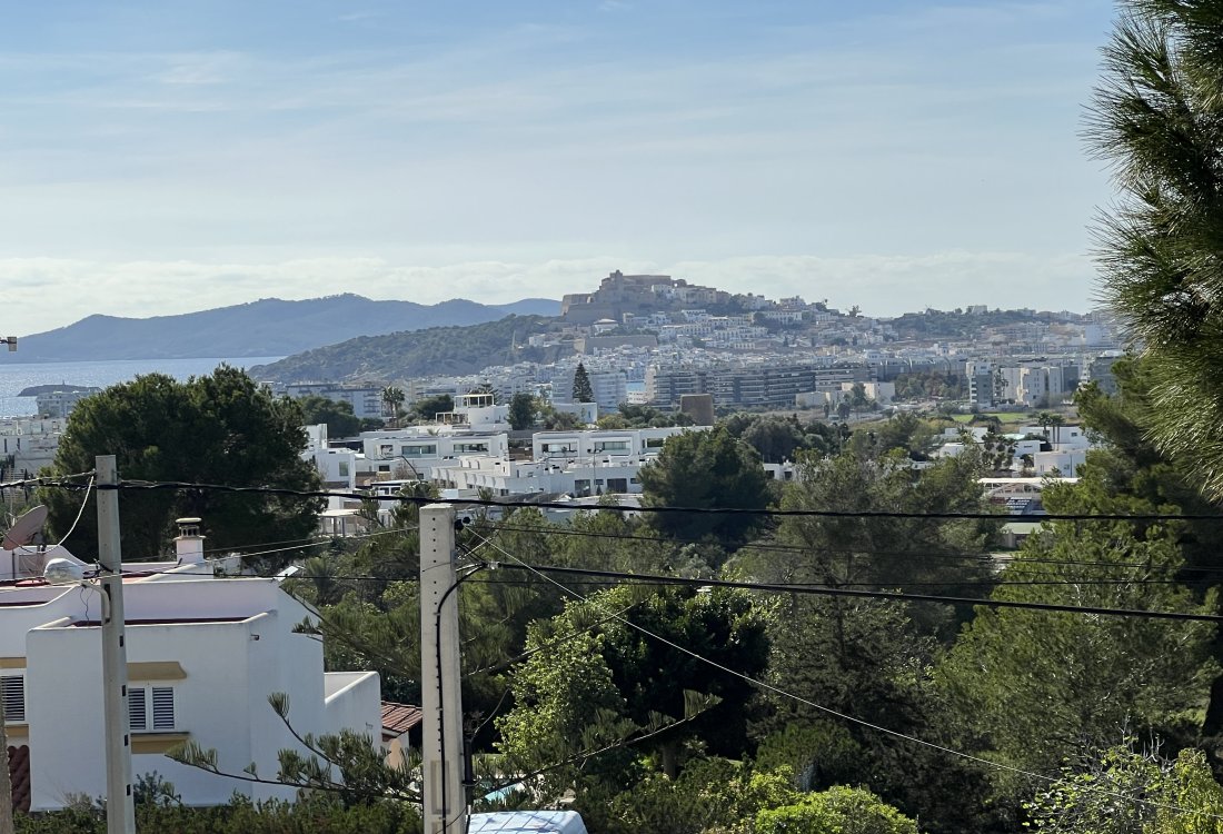 Renovation project with approved licenses - 1