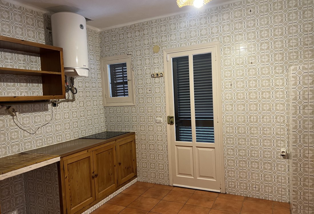 Renovation project with approved licenses - 6