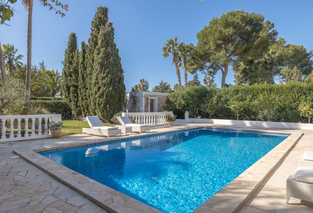 Mediterranean-style villa near the beach - 15