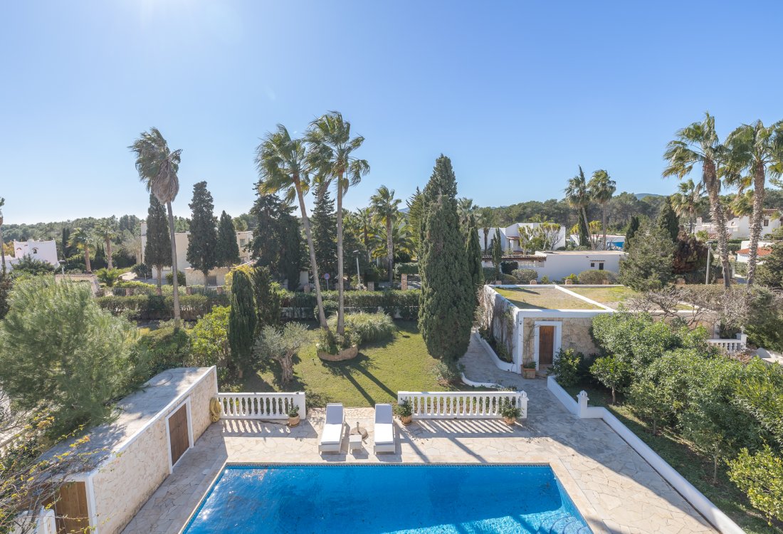 Mediterranean-style villa near the beach - 14