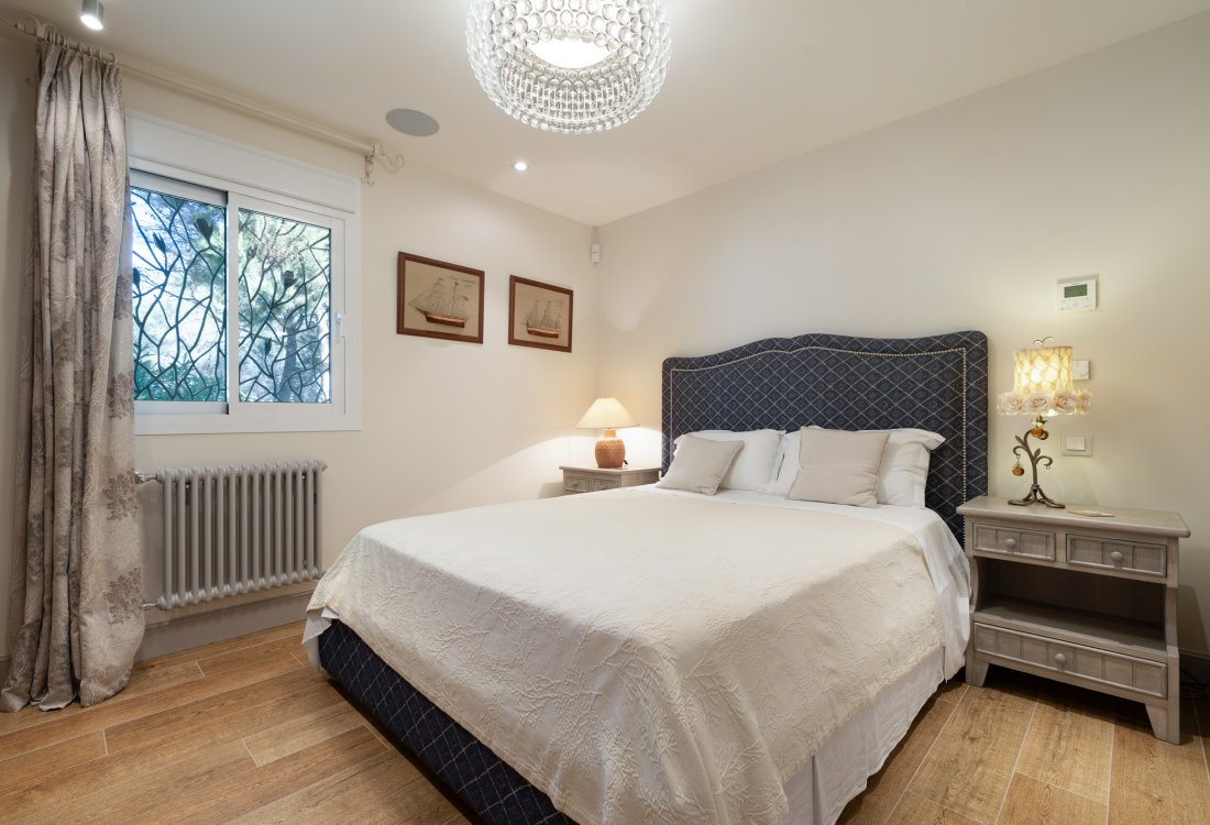 Mediterranean-style villa near the beach - 9