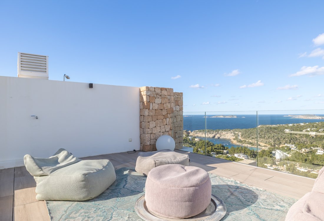 Duplex penthouse with private terrace and jacuzzi - 3