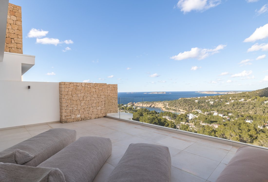 Duplex penthouse with private terrace and jacuzzi - 16