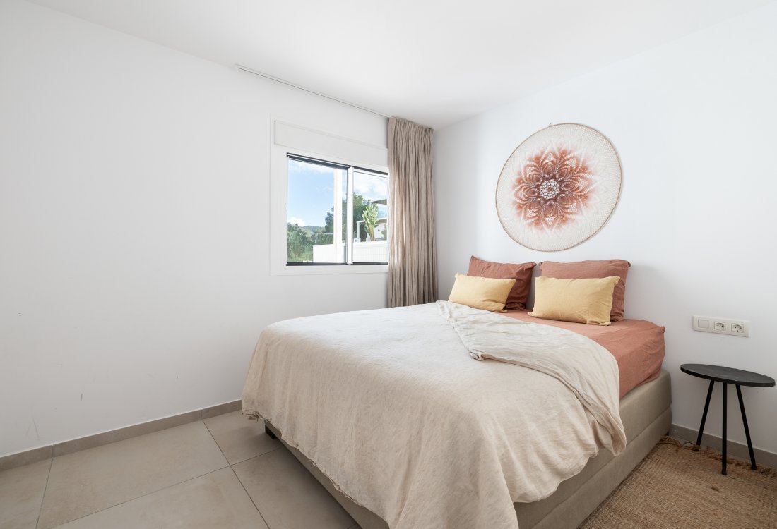 Duplex penthouse with private terrace and jacuzzi - 11