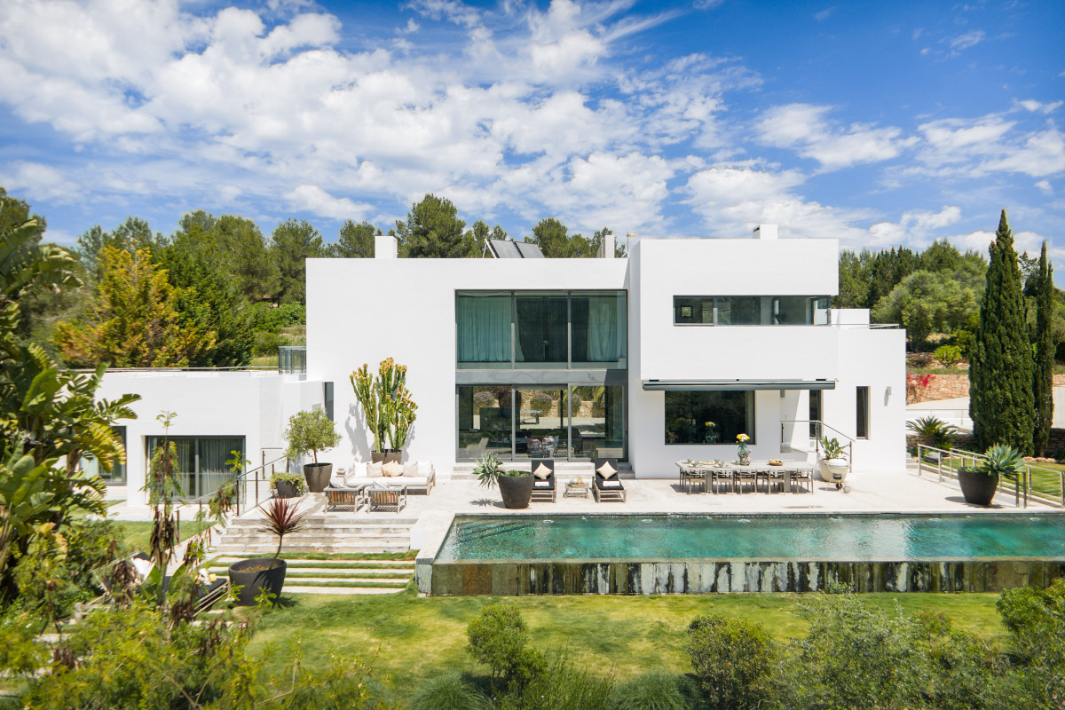 Exclusiva villa de lujo moderna con licencia turística y absoluta privacidad - 2