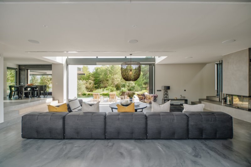 Exclusive modern luxury villa with rental licence and absolute privacy - 5