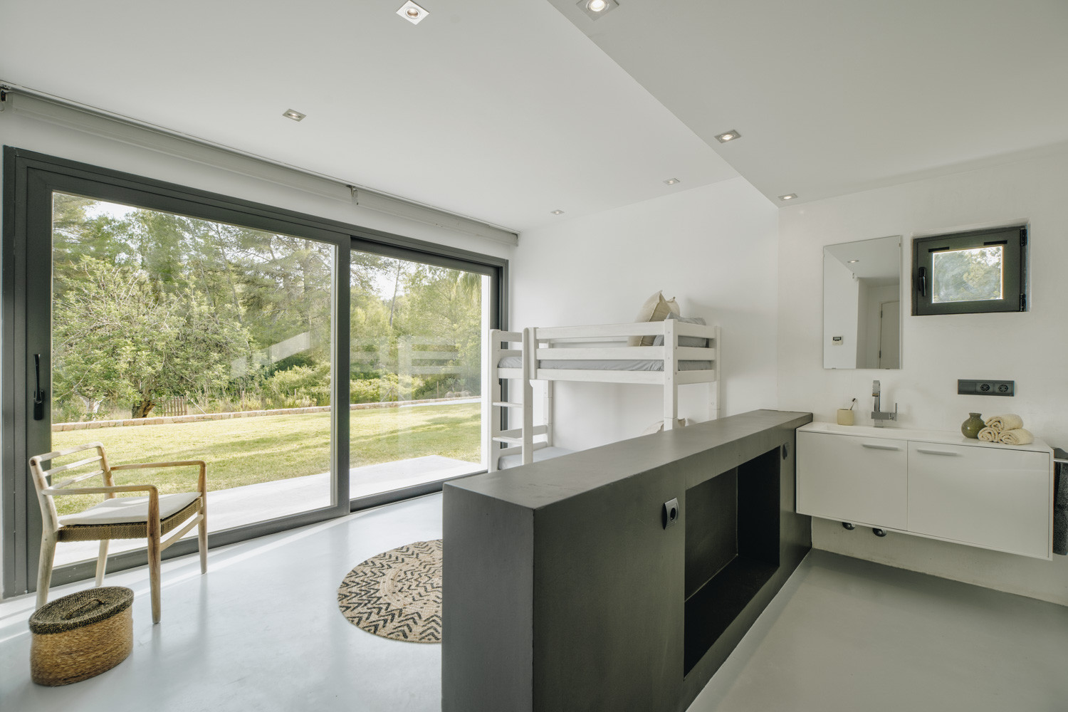 Exclusiva villa de lujo moderna con licencia turística y absoluta privacidad - 19