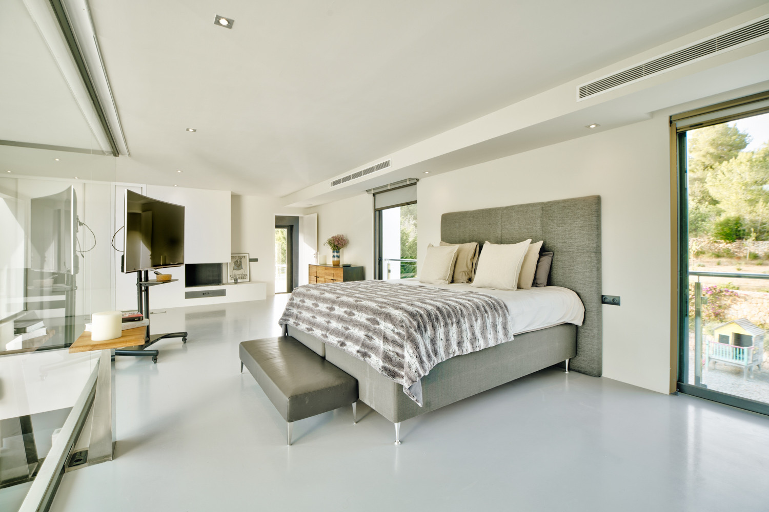 Exclusiva villa de lujo moderna con licencia turística y absoluta privacidad - 13