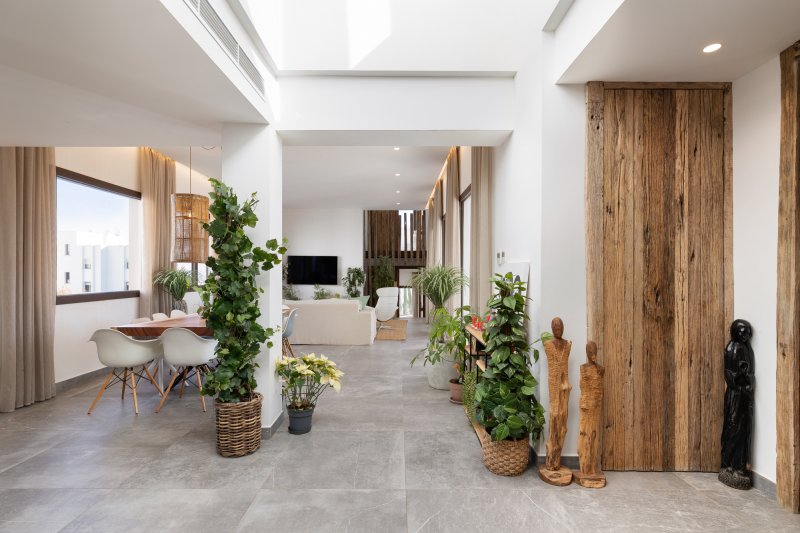 Moderna villa independiente a poca distancia del centro - 3