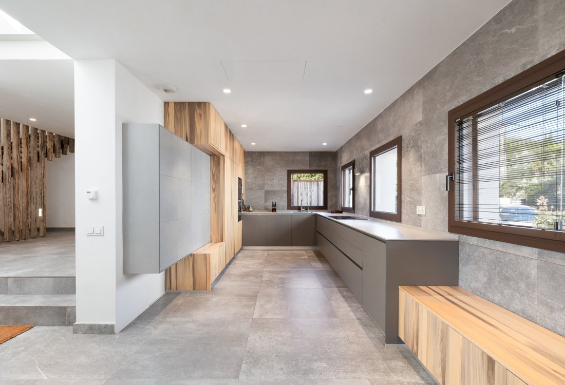 Moderna villa independiente a poca distancia del centro - 6