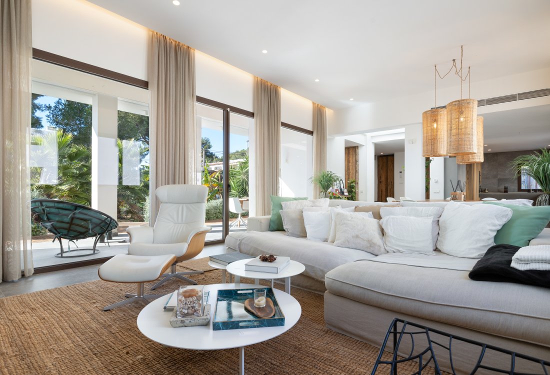 Moderna villa independiente a poca distancia del centro - 4