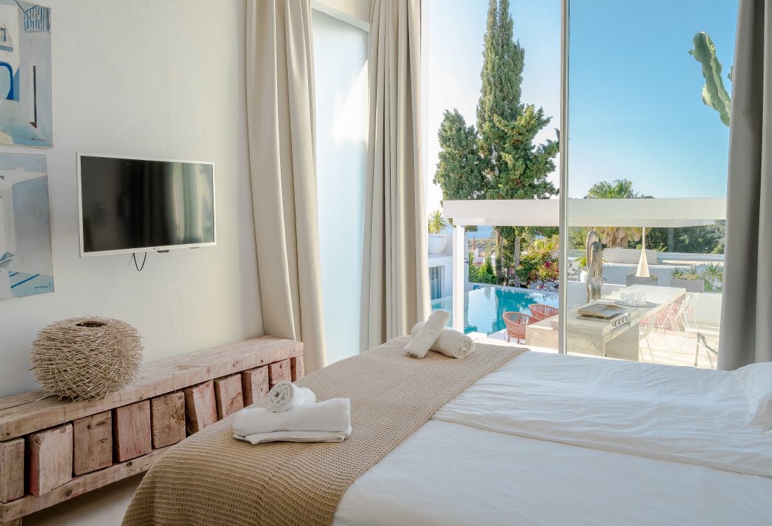 Semidetached industrial style villa close to the beach - 4