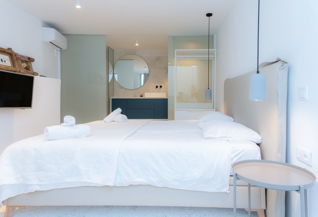 Semidetached industrial style villa close to the beach - 7