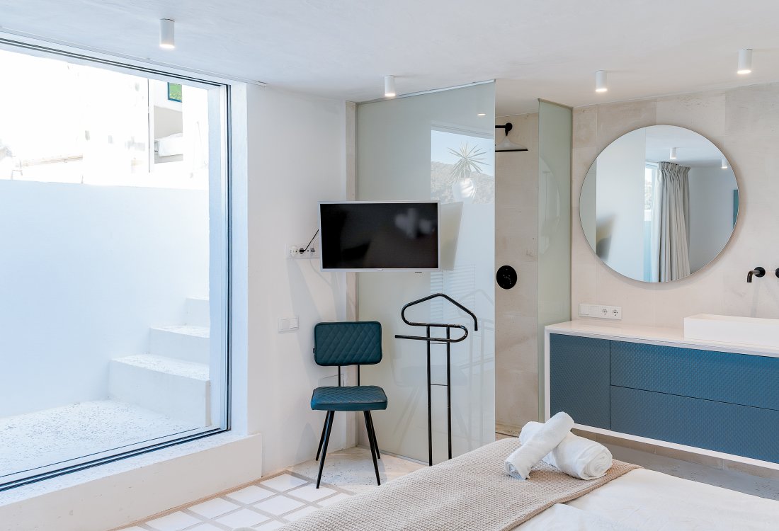 Semidetached industrial style villa close to the beach - 8