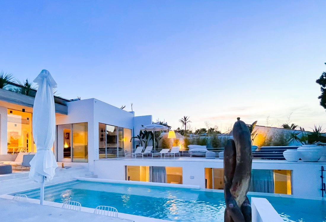 Semidetached industrial style villa close to the beach - 12