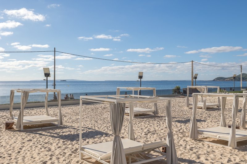 Apartment in exclusive waterfront residence - 2