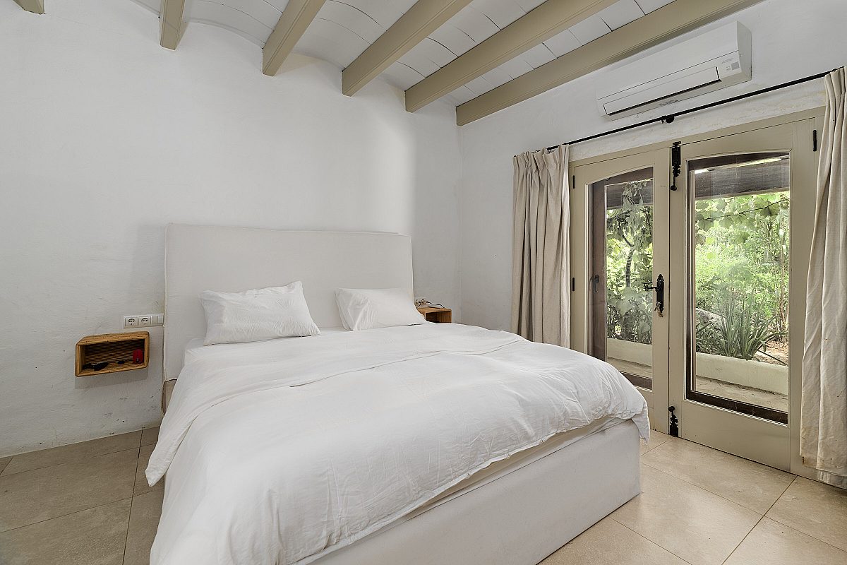 Historic eco-conscious luxury finca with rental license - 19