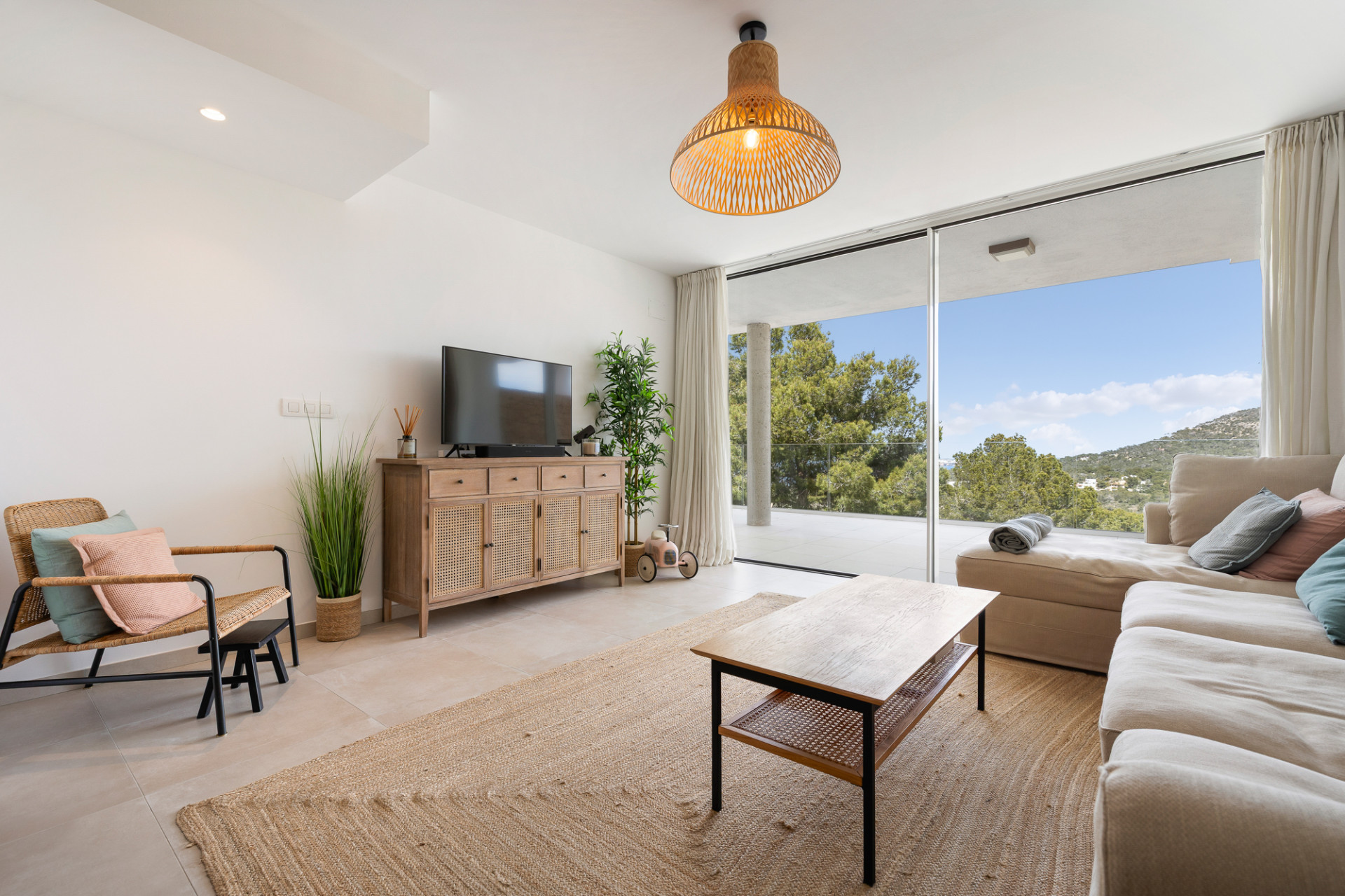 Apartamento con vistas al mar en comunidad lujosa y segura - 4