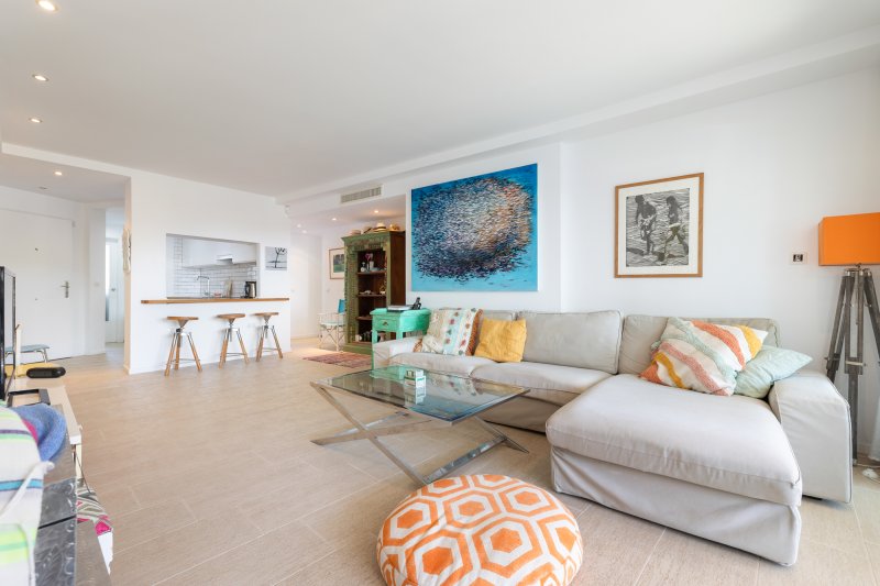 Lichtdurchflutete Wohnung mit Meerblick und fußläufiger Nähe zum Strand - 4