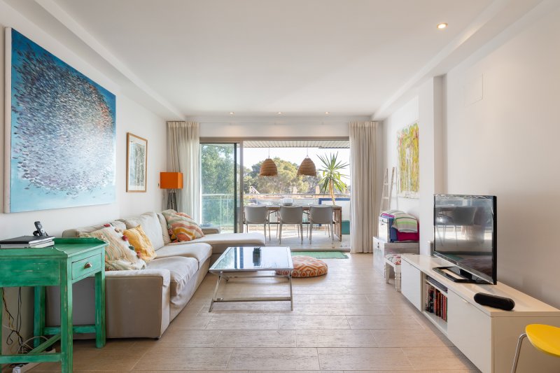 Lichtdurchflutete Wohnung mit Meerblick und fußläufiger Nähe zum Strand - 2