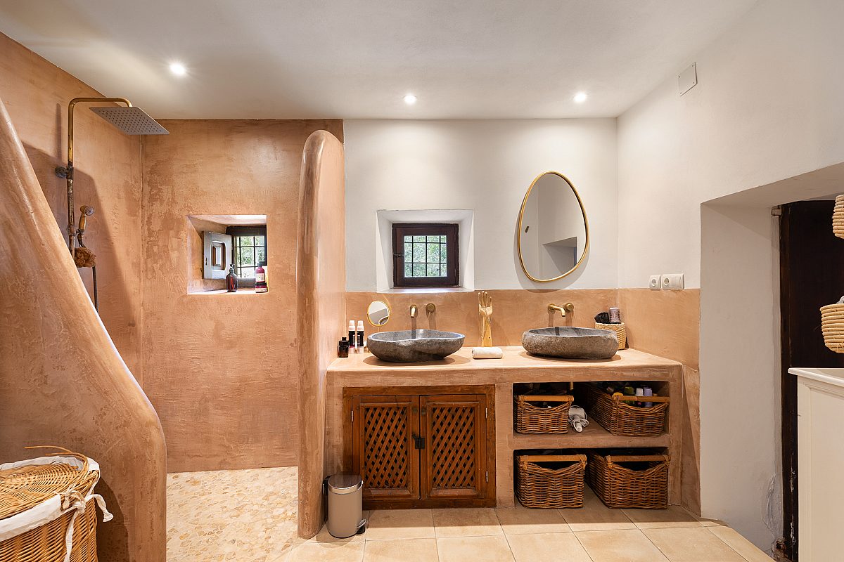 Authentic finca with timeless character - 19