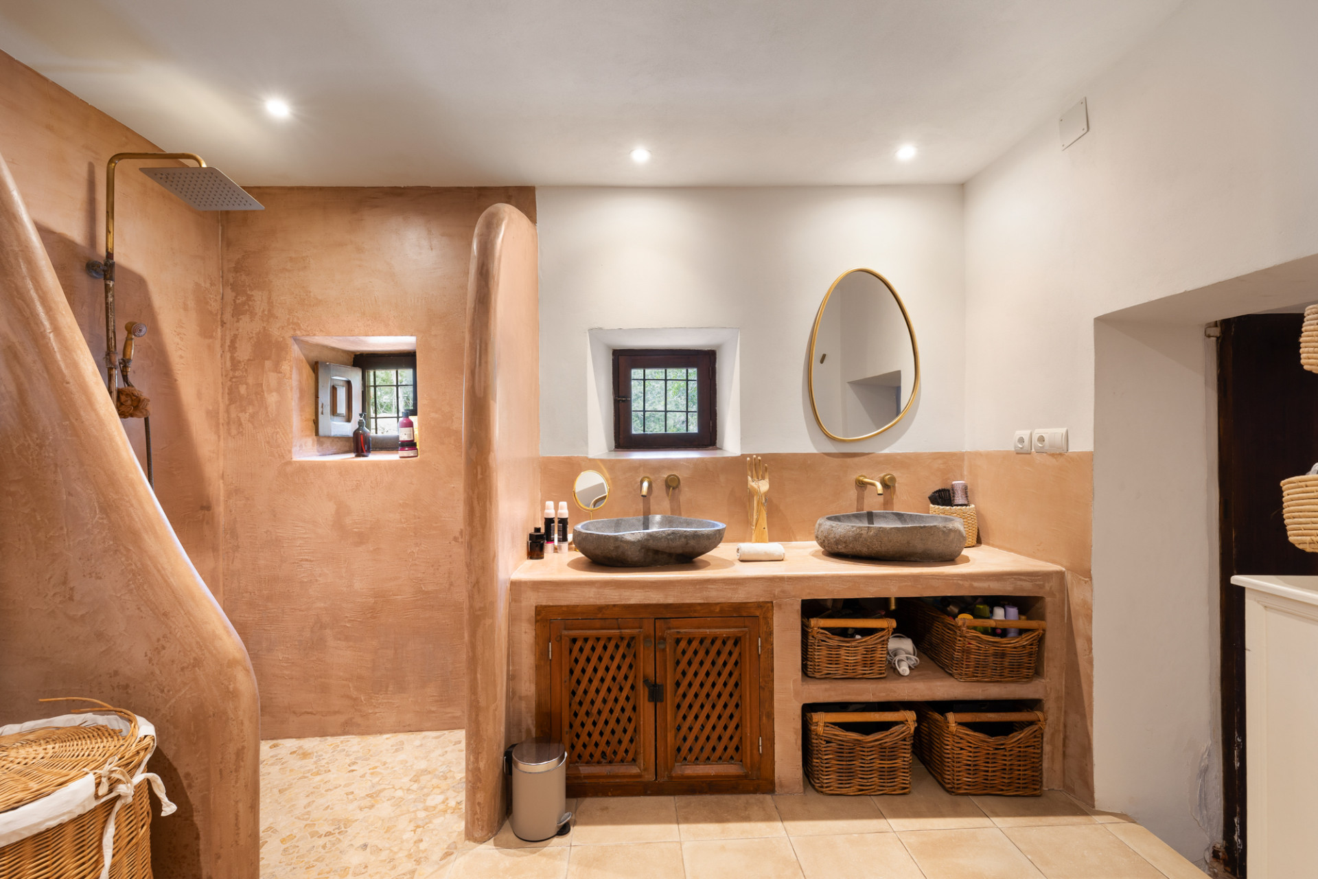 Finca auténtica con carácter atemporal - 19