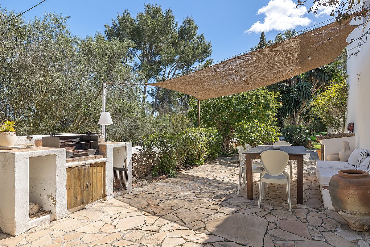 Authentic finca with timeless character - 26