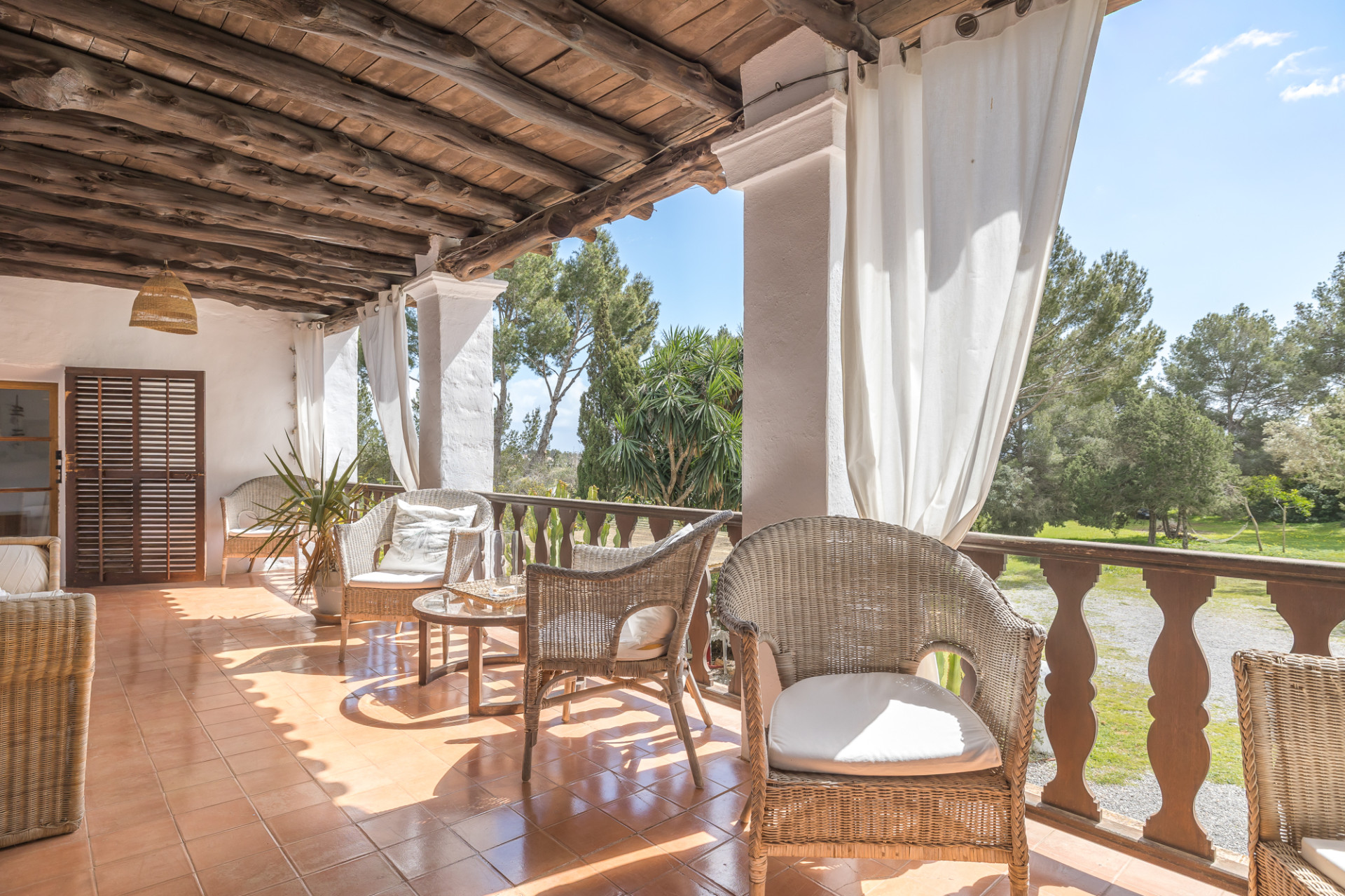 Finca auténtica con carácter atemporal - 25