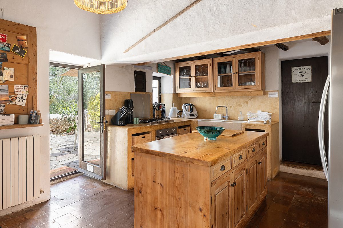 Authentic finca with timeless character - 6