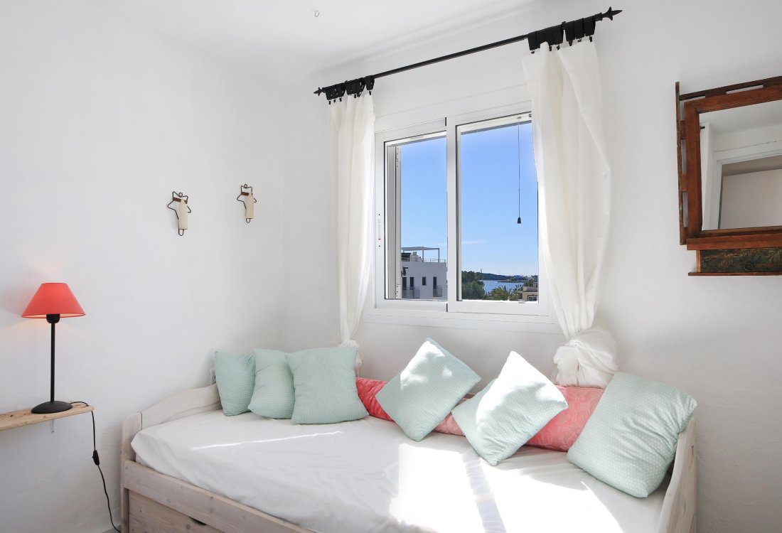 Penthouse in an excellent location just steps from the beach - 15