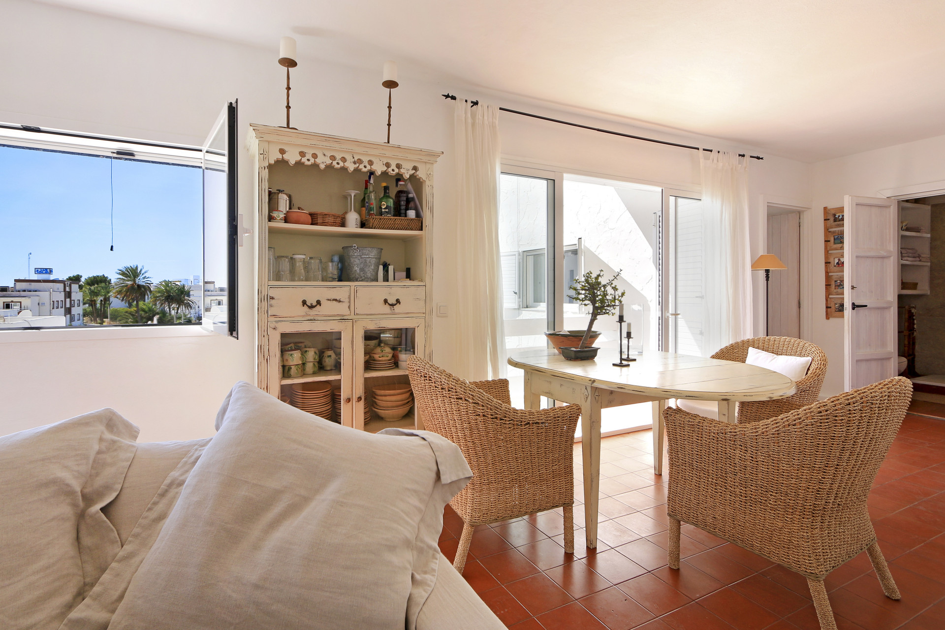 Penthouse in an excellent location just steps from the beach - 16