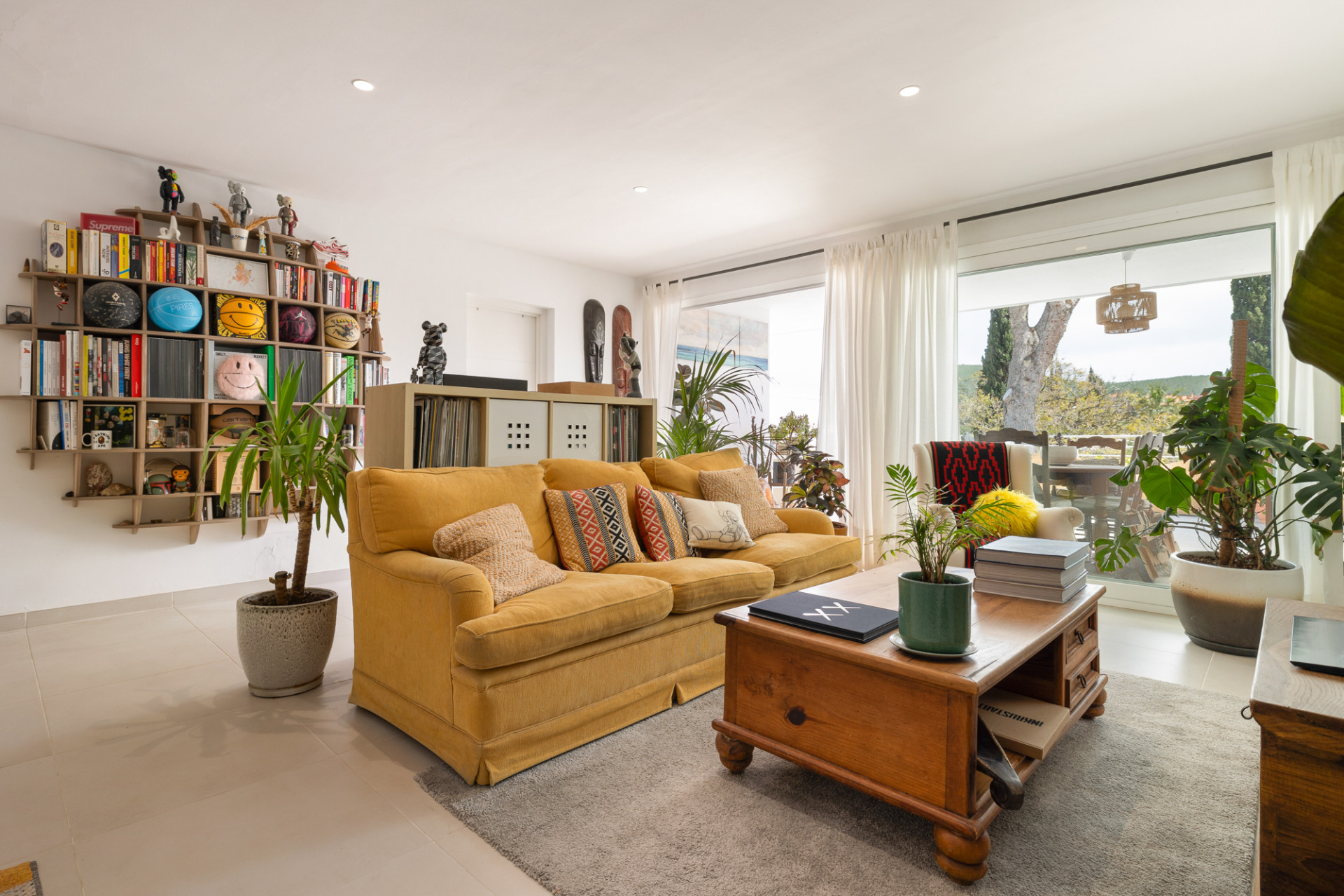 Bright apartment with spacious terrace and golf views in gated community - 3