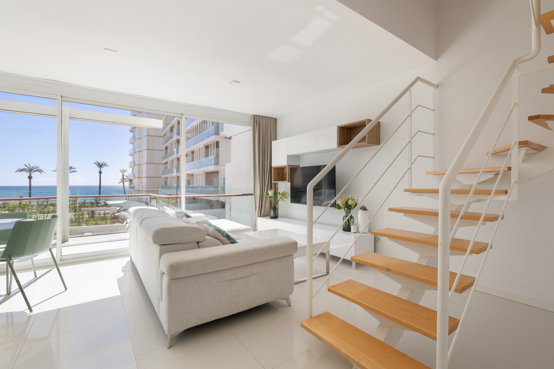 Dúplex en primera línea con acceso directo a la playa - 7