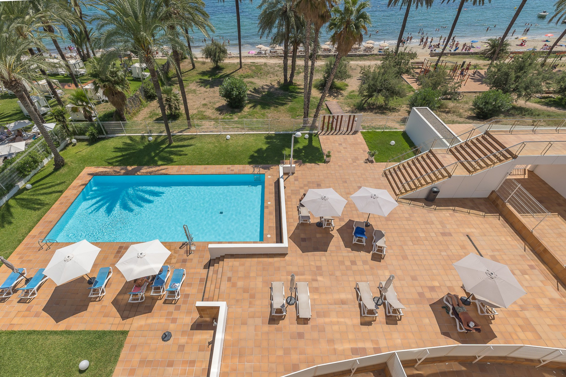 Dúplex en primera línea con acceso directo a la playa - 14