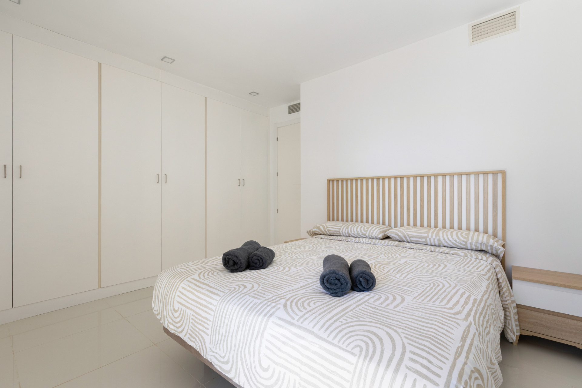 Dúplex en primera línea con acceso directo a la playa - 9