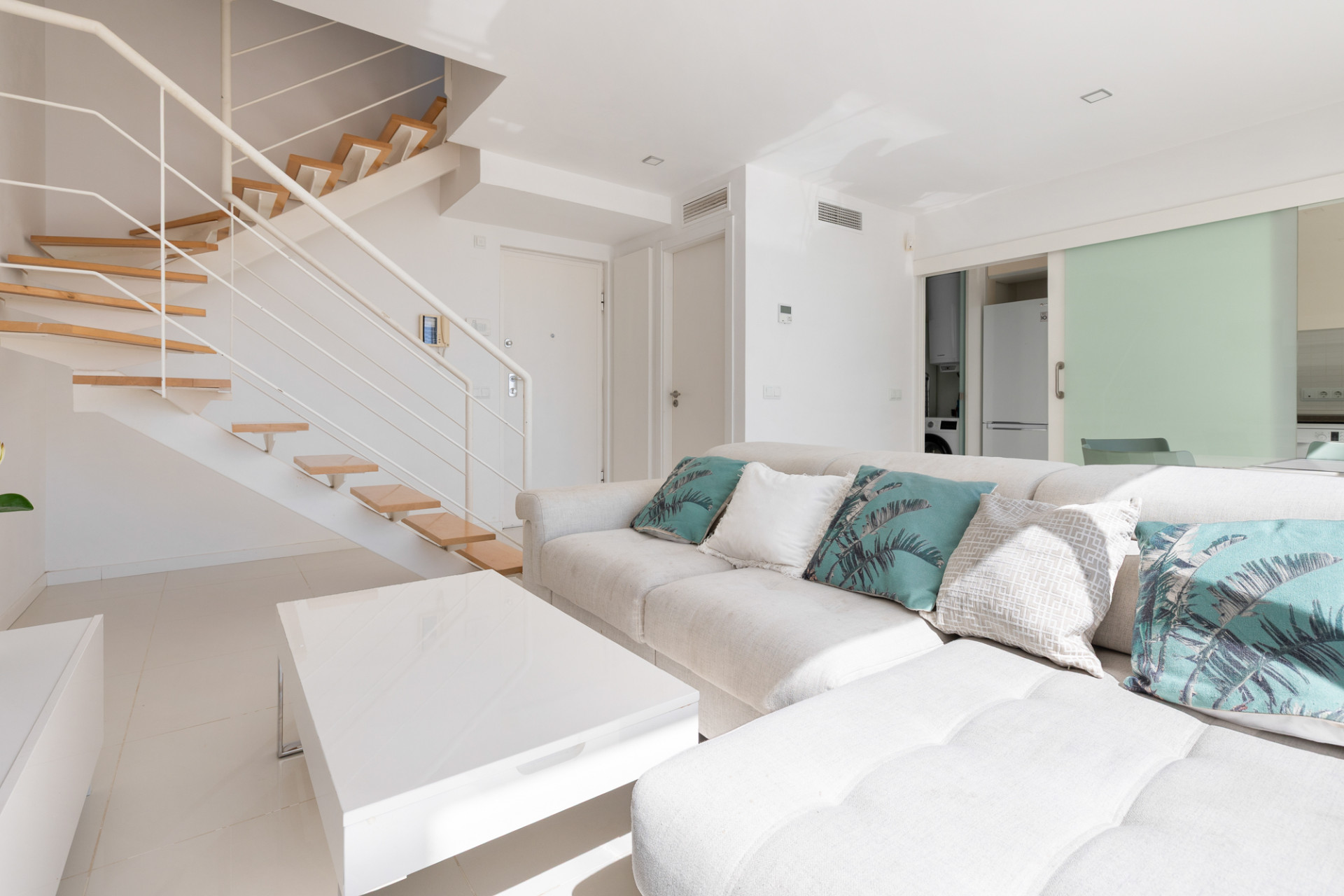 Dúplex en primera línea con acceso directo a la playa - 8