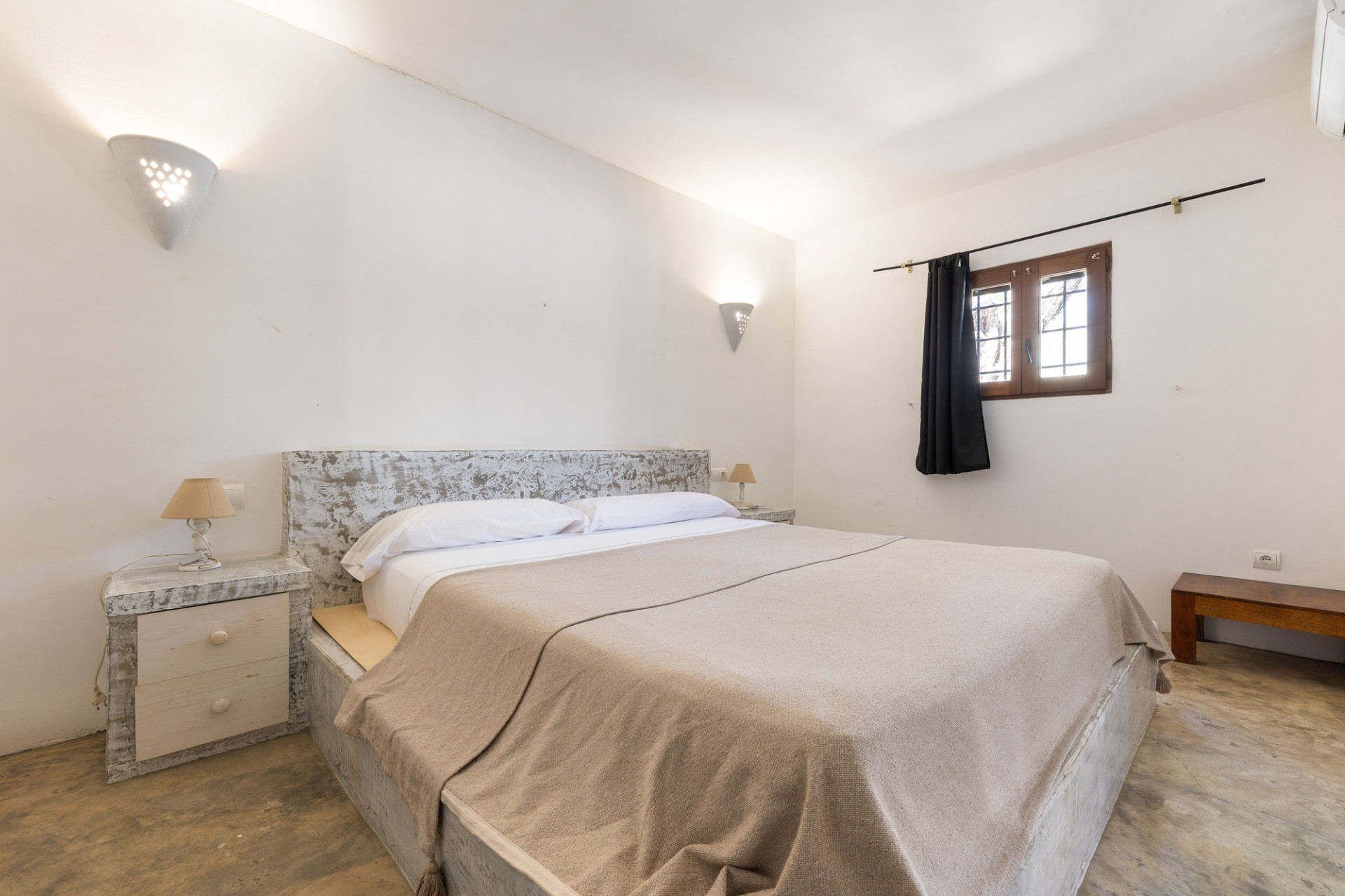 Casa de campo renovada en ubicación céntrica - 17