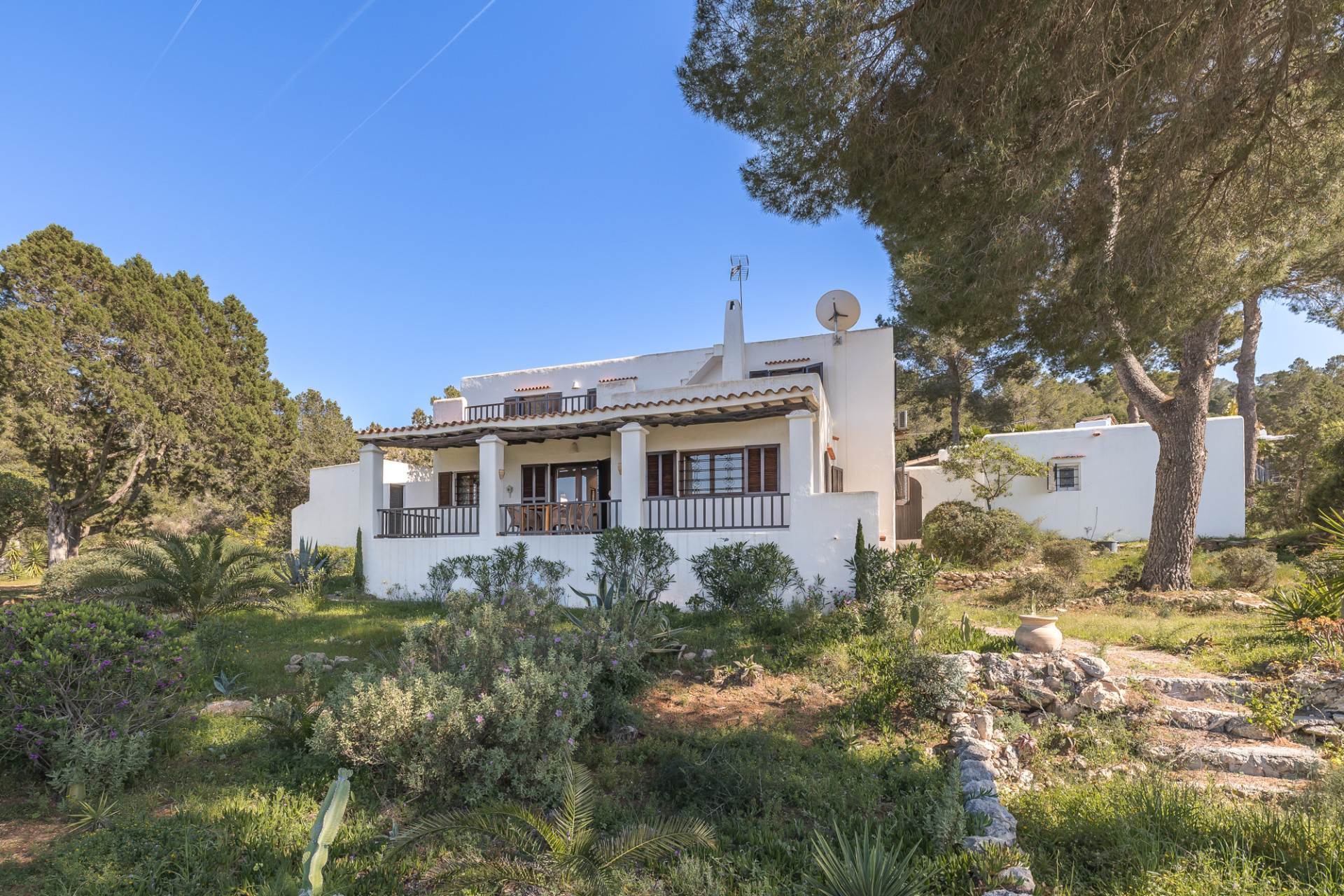Charming ibizan villa with sunset sea views - 6