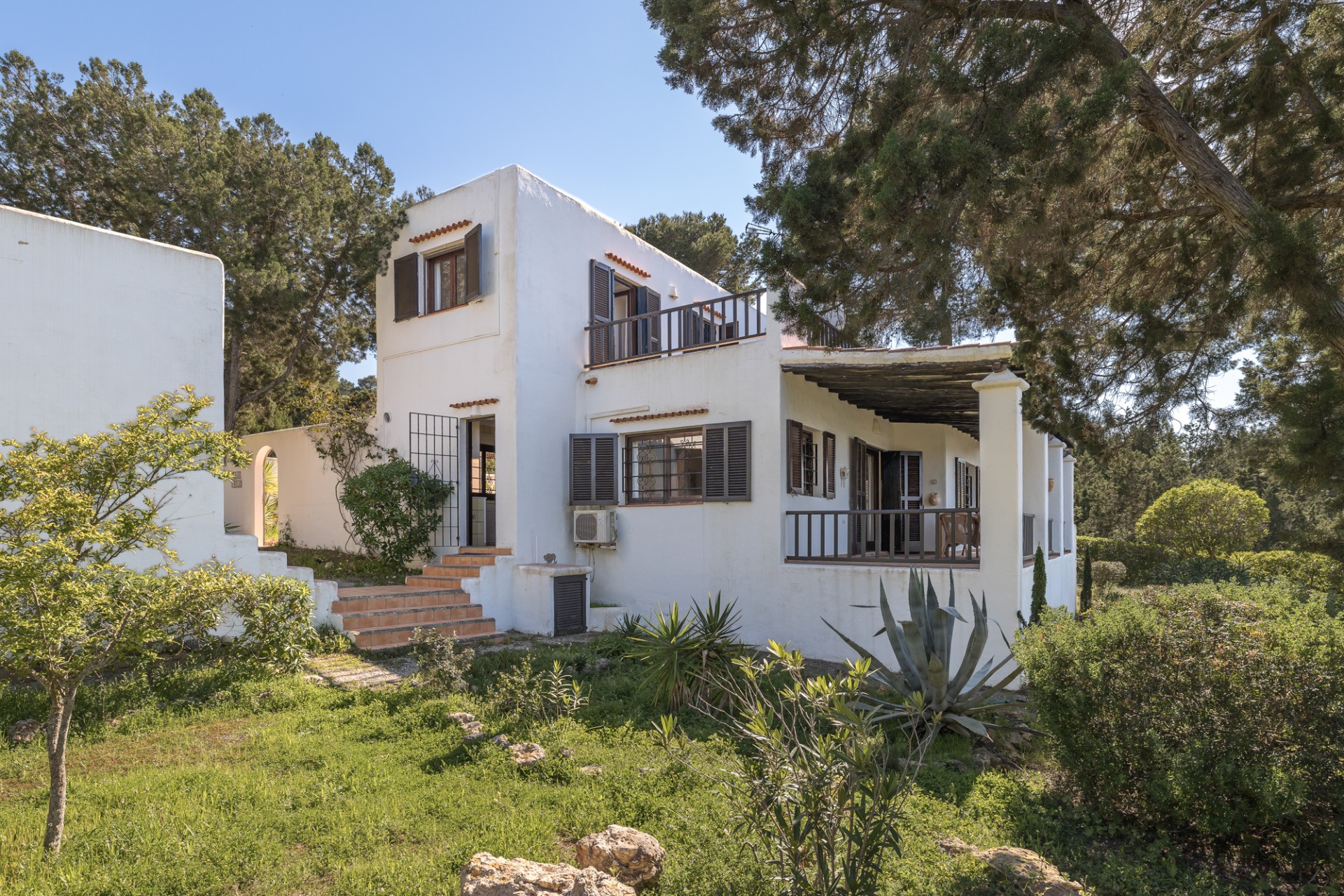 Charming ibizan villa with sunset sea views - 19
