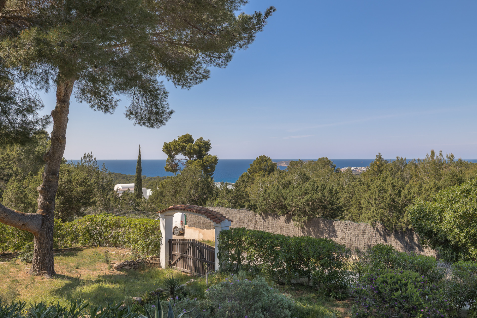 Charming ibizan villa with sunset sea views - 21